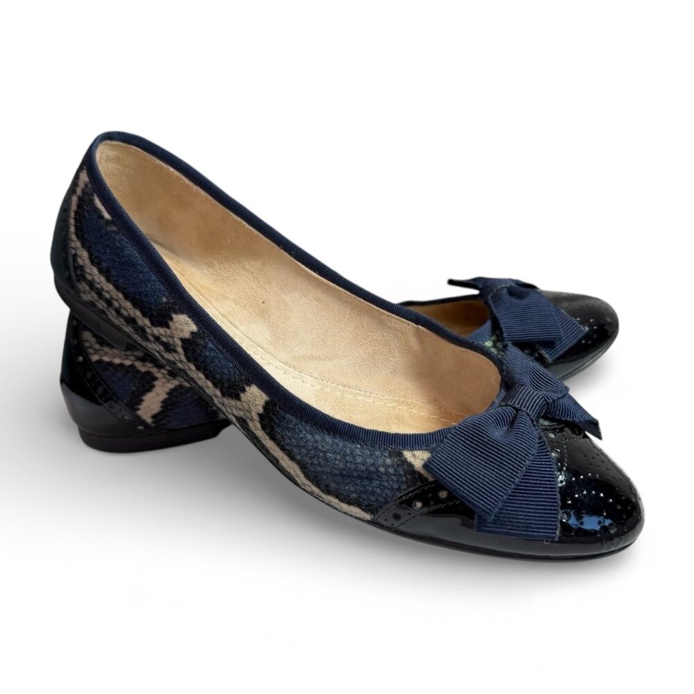 Salvatore Ferragamo Ballet Flat with Navy Bow Blue Snakeskin Print Size 7.5